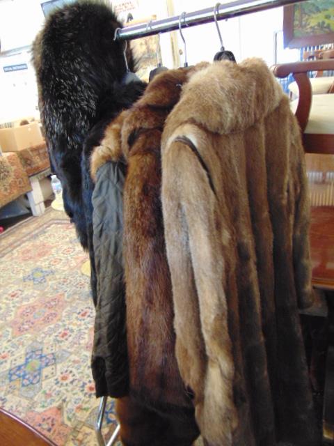 Two fur jackets, a coat and a qty of stoles, inc. - Image 2 of 7