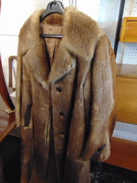 Two fur jackets, a coat and a qty of stoles, inc.
