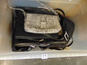 A qty of assorted handbags