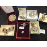 A small qty of Silver jewellery inc.