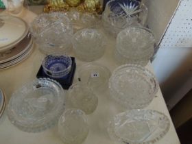 A qty of assorted glass and crystal