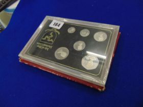 A 1975 Isle of Man Platinum decimal coin set