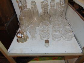 A qty of cut glass