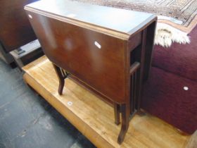 A Mahogany Sutherland table