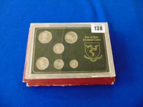 A 1975 Isle of Man Platinum decimal coin set