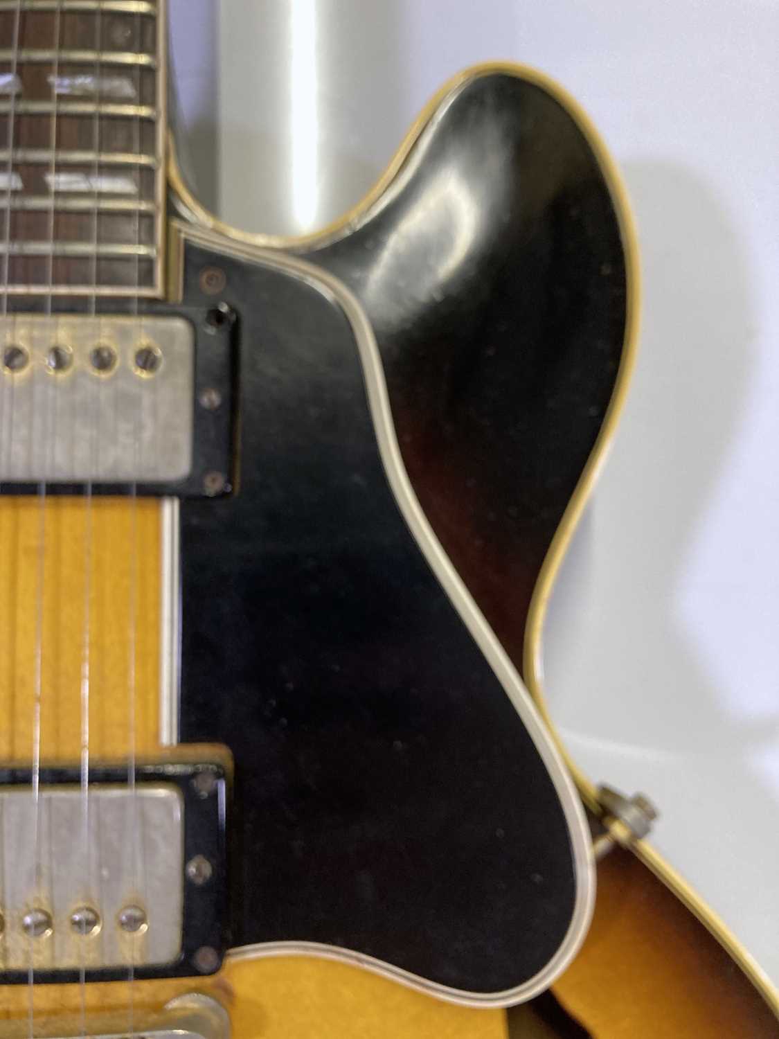 GIBSON - A 1964 ES345 STDV HOLLOW BODY ELECTRIC GUITAR. - Image 10 of 29