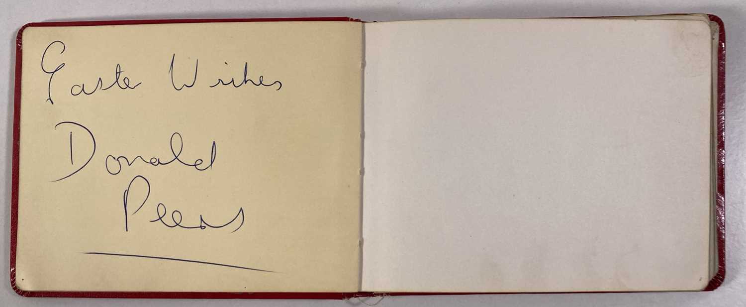 AUTOGRAPH BOOK WITH SIGNATURES FROM THE BEATLES / ROY ORBISON / CILLA BLACK AND MORE. - Image 4 of 14