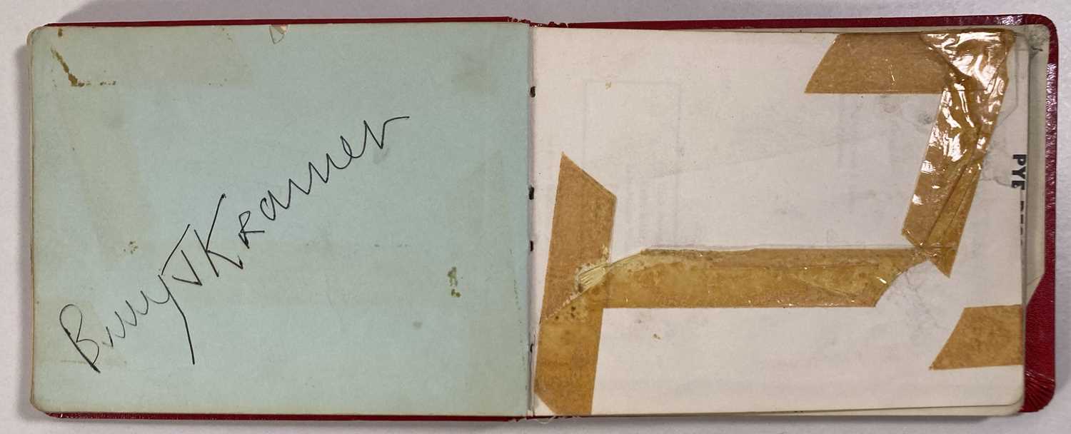 AUTOGRAPH BOOK WITH SIGNATURES FROM THE BEATLES / ROY ORBISON / CILLA BLACK AND MORE. - Image 9 of 14