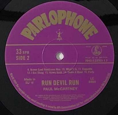 PAUL MCCARTNEY - RUN DEVIL RUN LP (522 3511). - Image 5 of 5