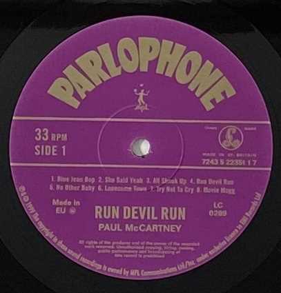 PAUL MCCARTNEY - RUN DEVIL RUN LP (522 3511). - Image 4 of 5