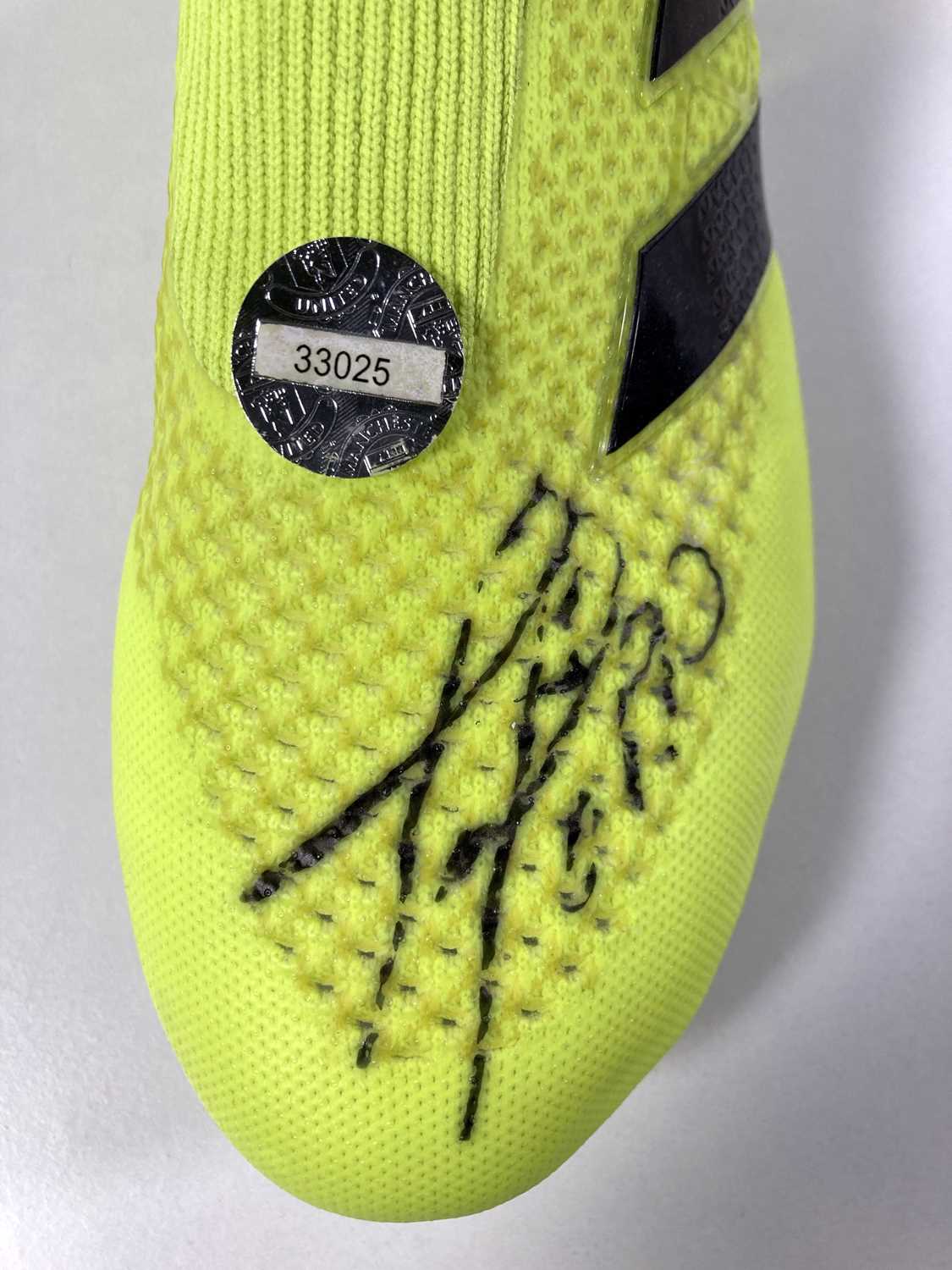 FOOTBALL MEMORABILIA - MANCHESTER UNITED / JUVENTUS INTEREST - PAUL POGBA WORN AND SIGNED BOOT. - Image 8 of 9