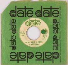 THE SWEET THINGS - I'M IN A WORLD OF TROUBLE/ BABY'S BLUE 7" (US PROMO - DATE RECORDS 2-1522)