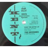 THE DEVONNES/ THE MAYBERRY MOVEMENT - DOIN' THE GITTIN' UP/ I SEE HIM MAKING LOVE TO YOU 7" (2005 UK