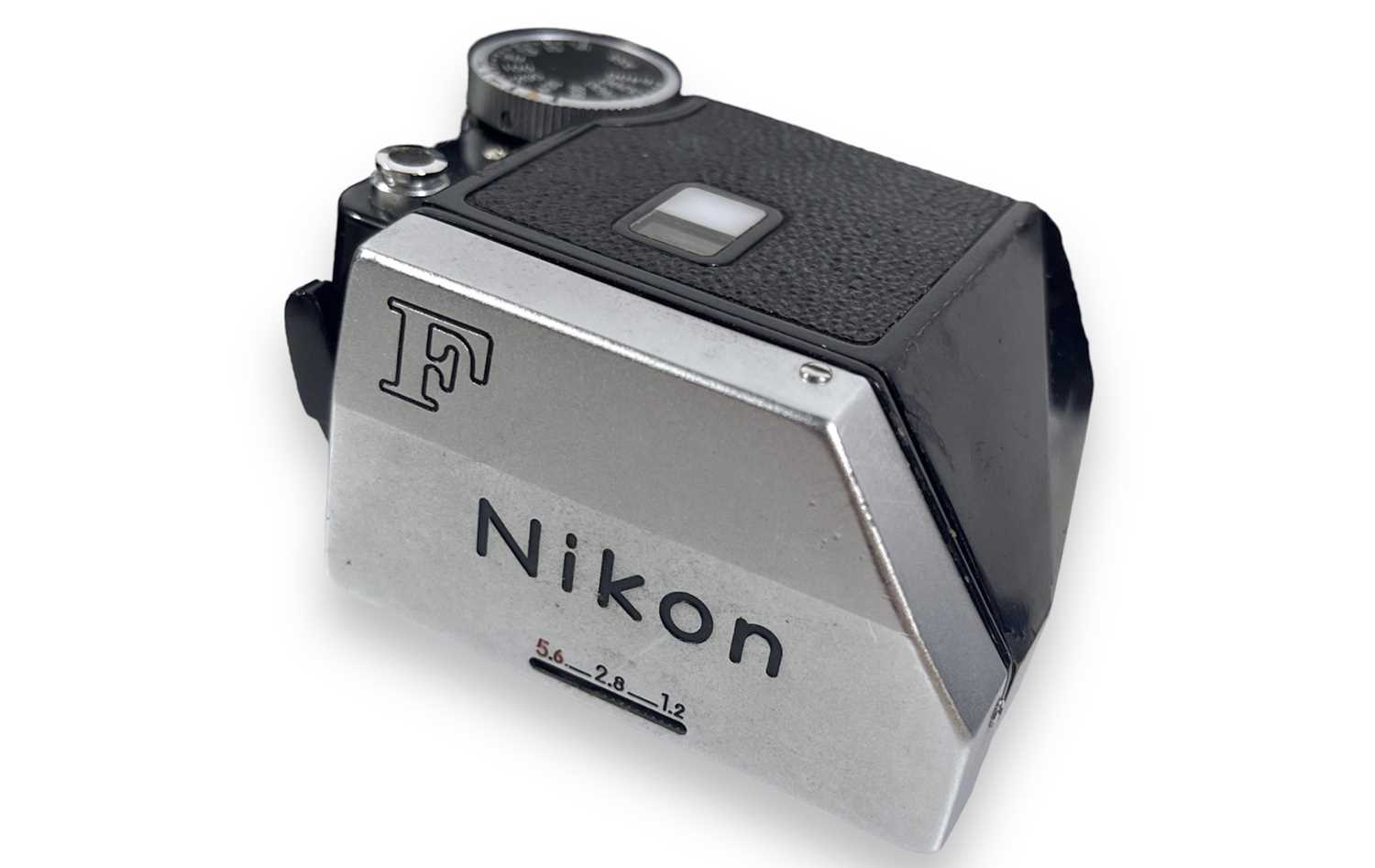 JIMI HENDRIX - THE NIKON CAMERA KIT USED TO SHOOT THE PSYCHEDELIC LP COVERS FOR 'ARE YOU EXPERIENCED - Image 15 of 18