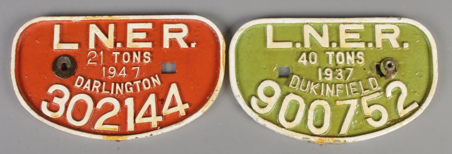 Two cast iron L.N.E.R locomotive plates. Includes '21 Tons 1947 Darlington 302144' and '40 Tons 1937