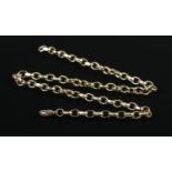 A 9ct Gold chain, 36cm long unclasped. Total weight: 15.2g