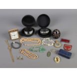 A collection of costume jewellery and collectables to include simulated pearl necklaces, Ribbon
