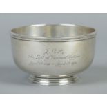 An early 20th century small silver presentation bowl. Inscription reads JOA, The Gift of Viscount