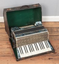 A cased Francesco Modello accordian.