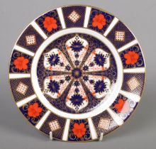 A Royal Crown Derby Plate, 21.5cm diameter Imari 1128 pattern. First quality. Good condition.