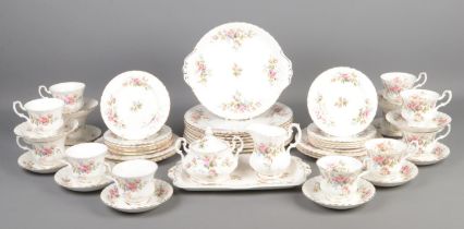 A good collection of Royal Albert dinnerwares in the 'Moss Rose' pattern. To include dinner