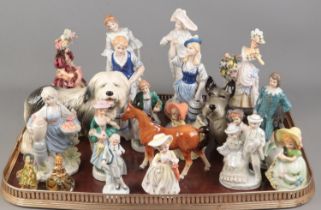A tray of ceramic figures. Includes continental examples, etc.