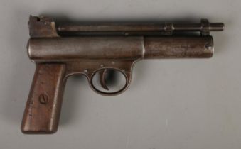 A Webley and Scott Mark 1 .177 cal air pistol, serial number 40530. CANNOT POST OVERSEAS.