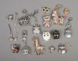 A collection of animal themed costume jewellery and accessories to include necklaces, quartz owl