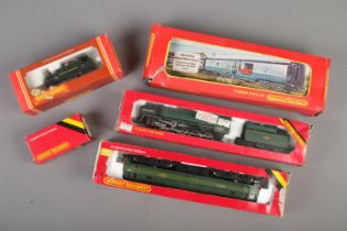 A collection of Hornby Railways models including R.065 B.R. 2-10-0 Evening Star, R.401 Operating