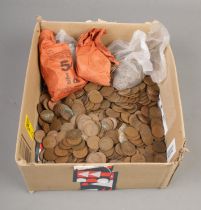Large quantity of mostly Great British half penny coins, various dates and monarchs