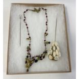 A NICE QUALITY coloured 'shiny stones' inset necklace with two hat pins