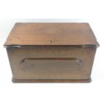 A wooden treasure chest measuring 42x25x24cm with nice dovetail joints