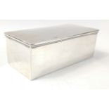 BEAUTIFUL QUALITY! A small silver cigarette box, with faded hallmark, 10x5x3.5cm 125g gross approx.