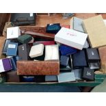 A super useful lot of mixed vintage and modern empty jewellery boxes