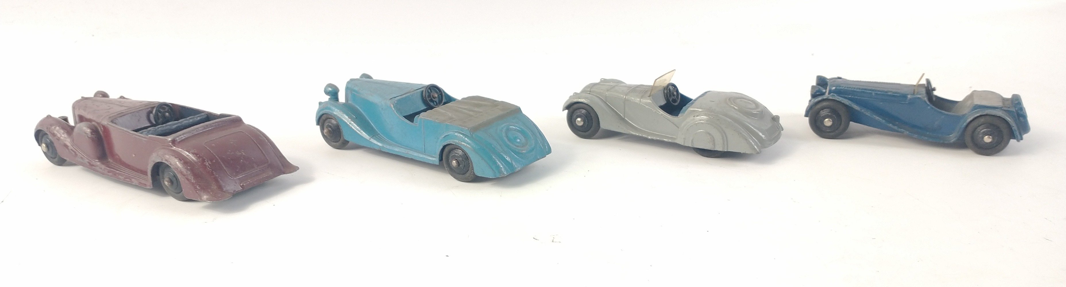 DINKY Sports cars to include Sunbeam Talbot with broken screen, Fraser Nash in great condition, - Image 2 of 3
