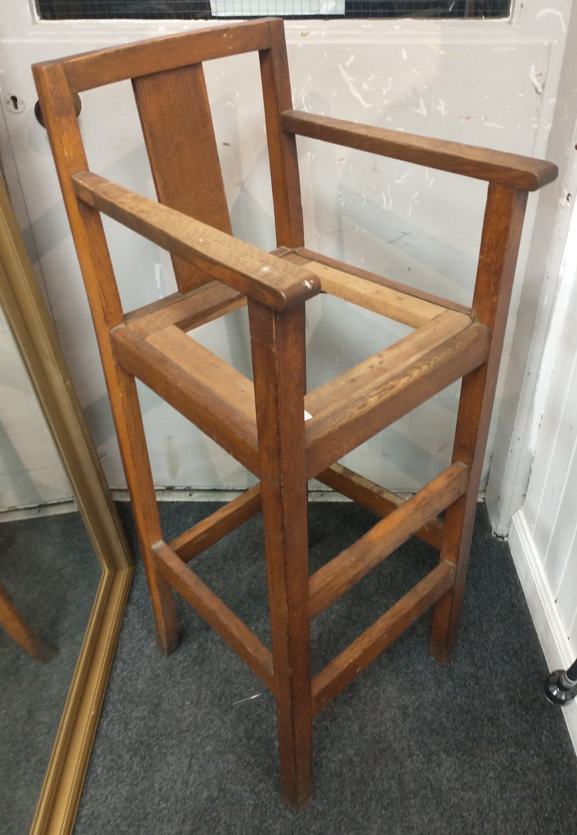 Vintage wooden high chair approx 1m tall, 42cm wide and 45cm deep