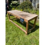 WORKSHOP FIND! - A SUPER STURDY workbench with fitted RECORD bench vice - 6ft length x 2ft depth