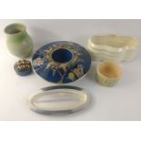 A mixed ceramics lot to include an unusual CARLTON WARE pot in cobalt blue with gilt highlights