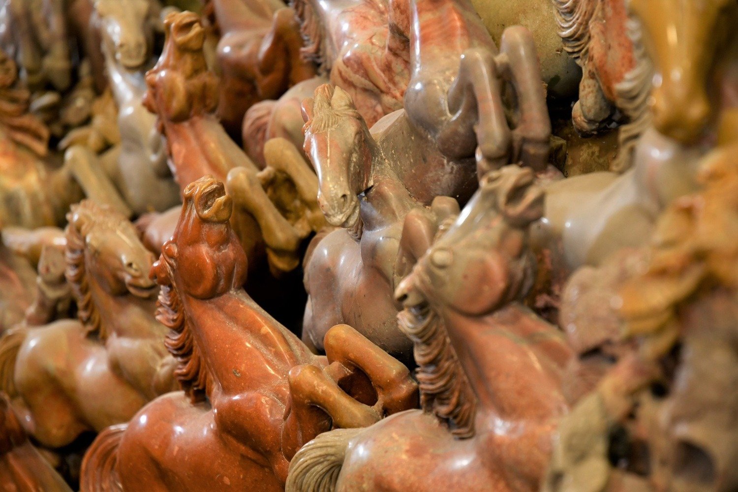 A unique very large finely detailed Chinese hand carved soapstone carving of 40 galloping horses - Image 10 of 13