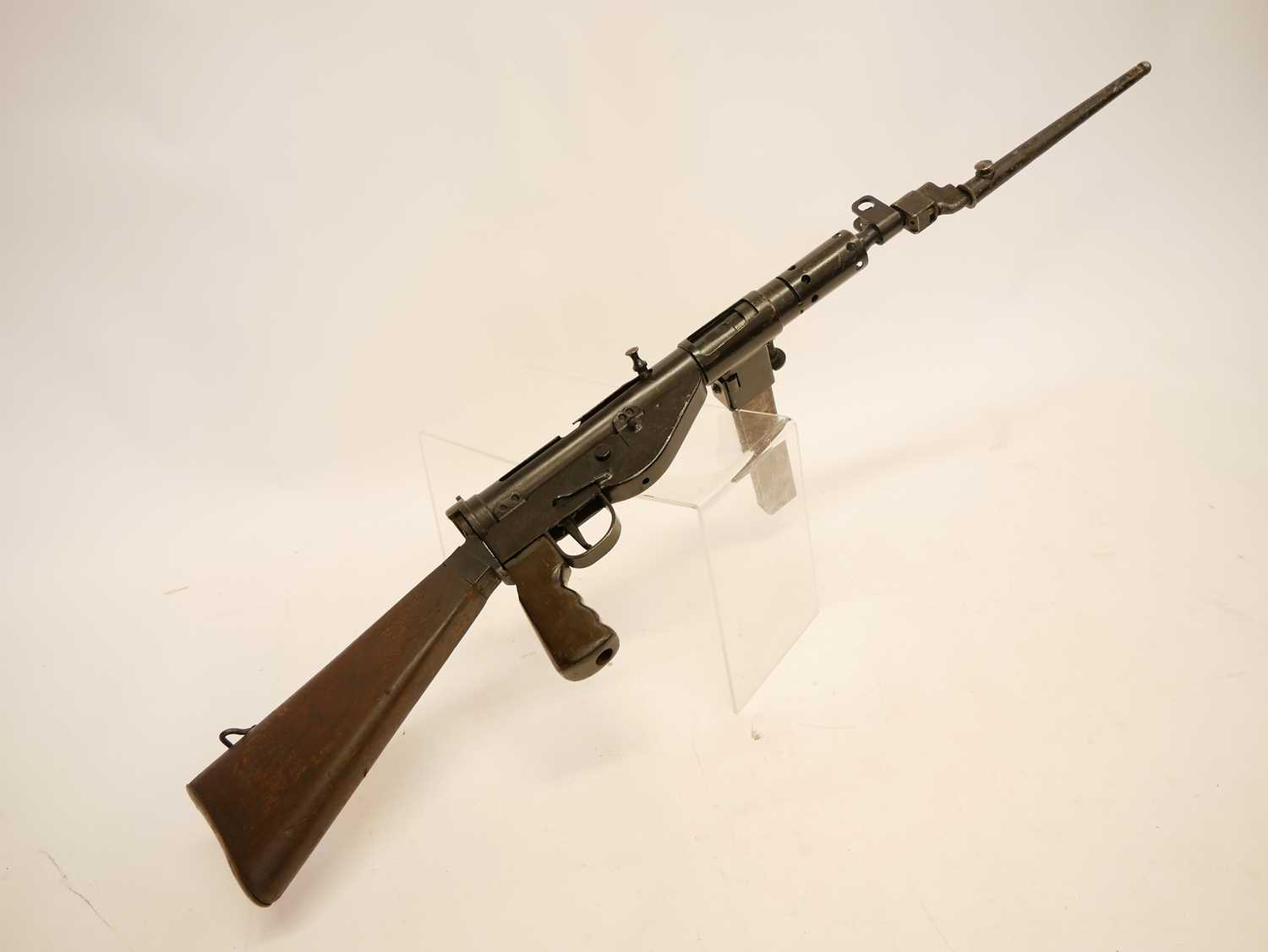 Deactivated Sten Mk V 9mm sub machine gun and bayonet - Image 8 of 13