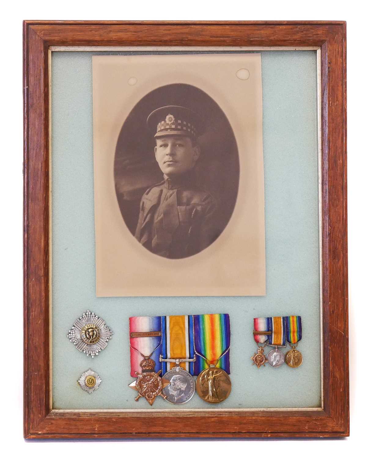 Framed photograph & WWI medals awarded to H.H. Liddell-Granger