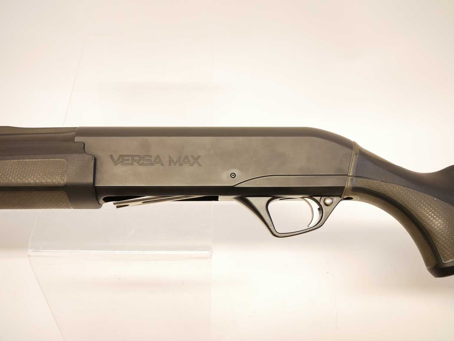 Remington Versa Max 12 bore semi auto shotgun LICENCE REQUIRED - Image 9 of 10