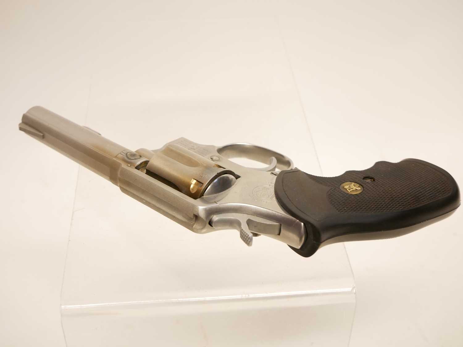 Deactivated Smith and Wesson .38 special revolver ID99133 - Image 3 of 6