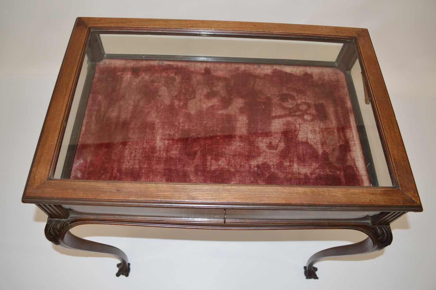 Late 19th Century Mahogany Bijouterie Table - Image 3 of 9