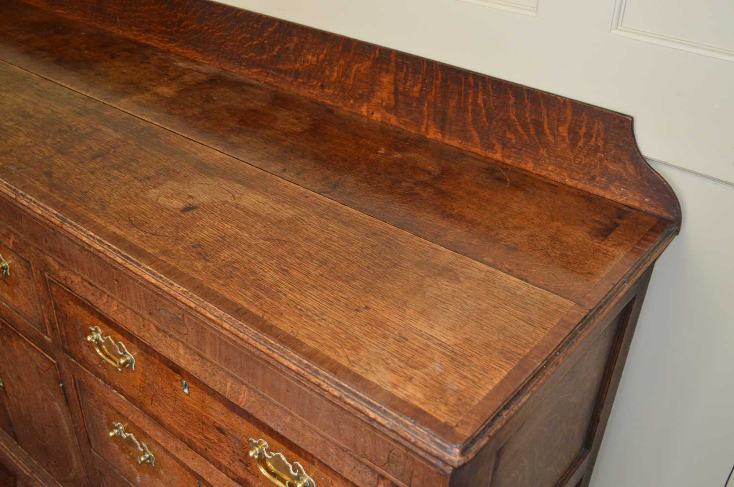 George III Oak Dresser Base - Image 4 of 13