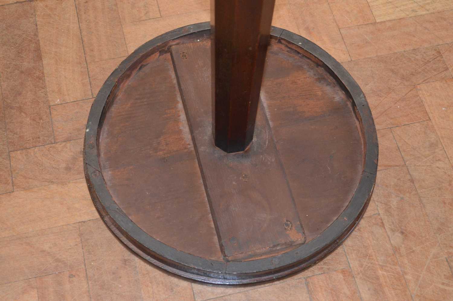 Victorian figured walnut and mahogany occasional table - Image 5 of 9