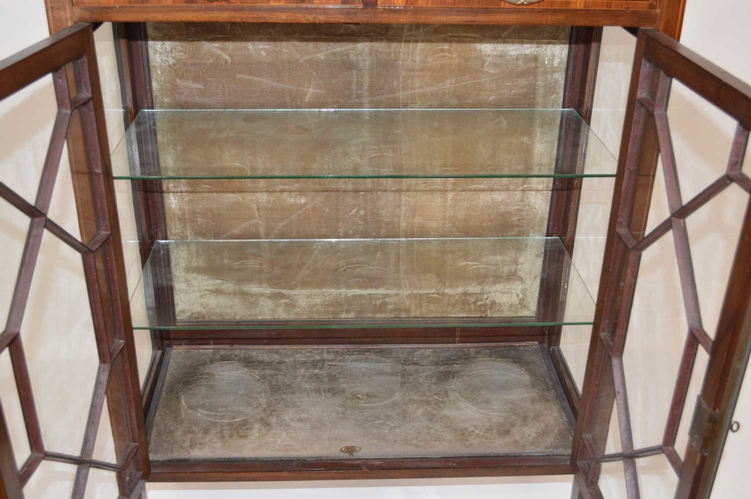 Late Victorian Display Cabinet - Image 8 of 13