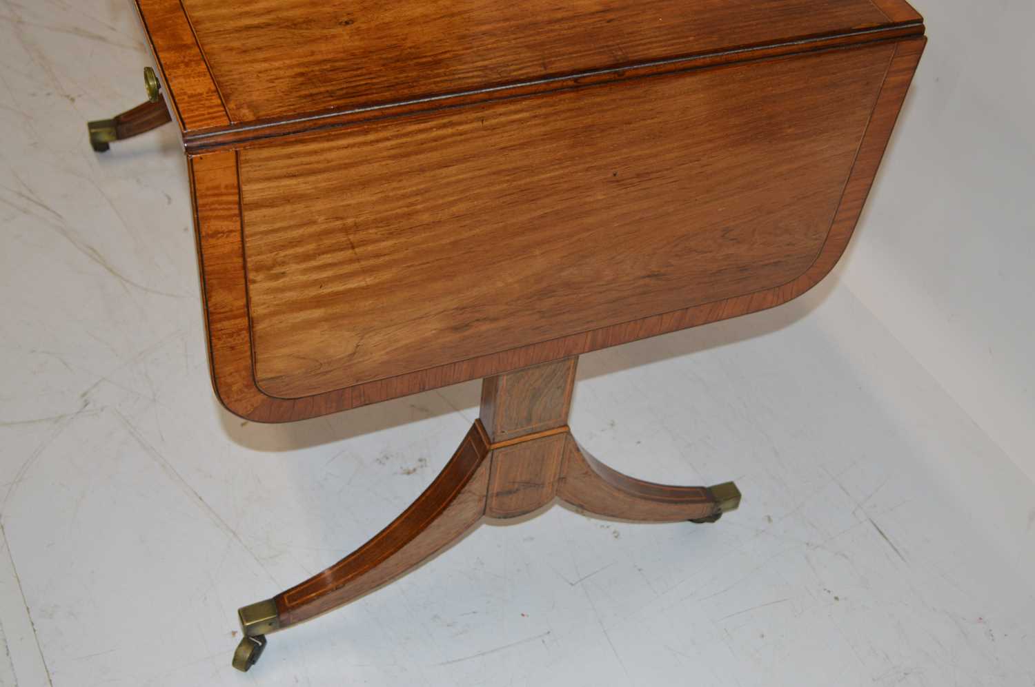 Early 19th-century sofa table of Regency design - Image 4 of 6