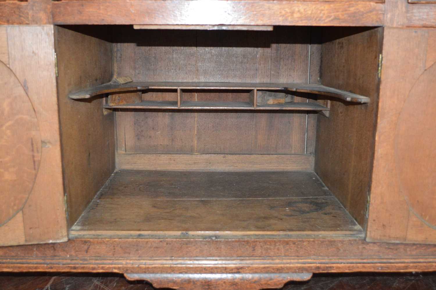 George III Oak Dresser Base - Image 8 of 13