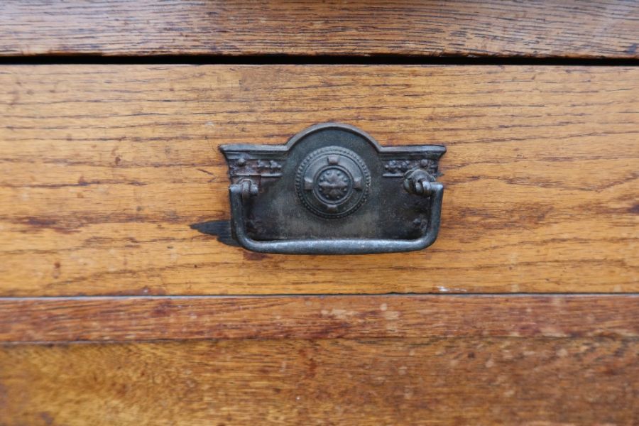 An Arts and Crafts oak sideboard, with graduated shelves, over two drawers, with cupboards below, - Image 2 of 4